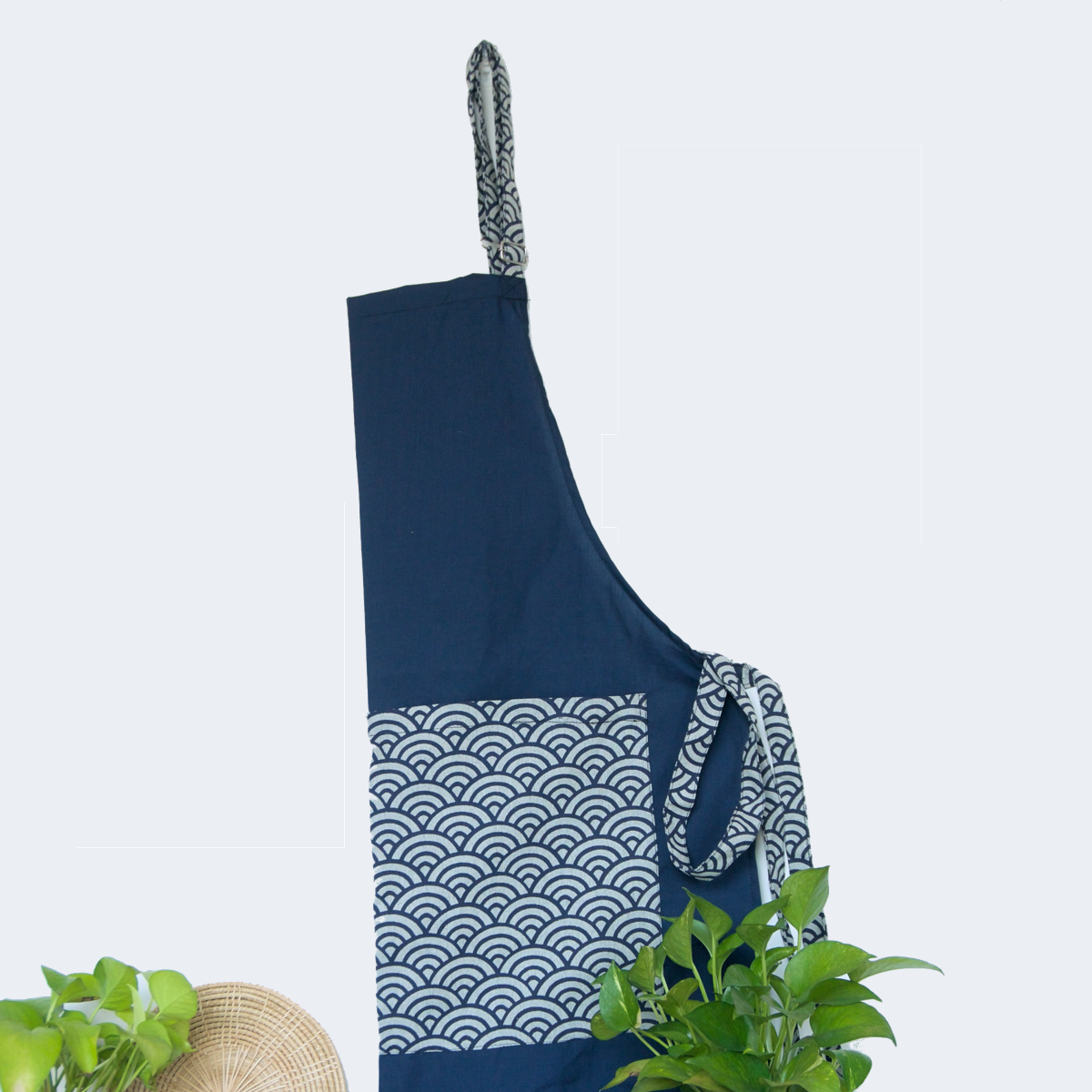 Indigo Pocket Pattern Apron