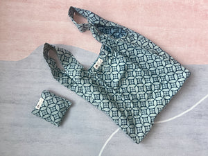 Indigo Market Tote (Blossom)